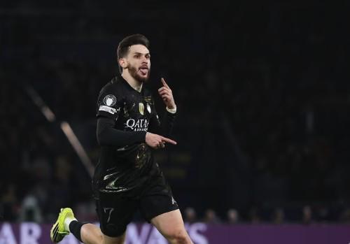 开云iOS-自库蒂尼奥以来,KK7是首位欧冠淘汰赛替补造3球的球员